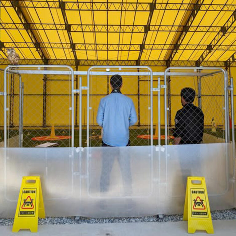 エミュドローンアカデミーのドローン練習風景