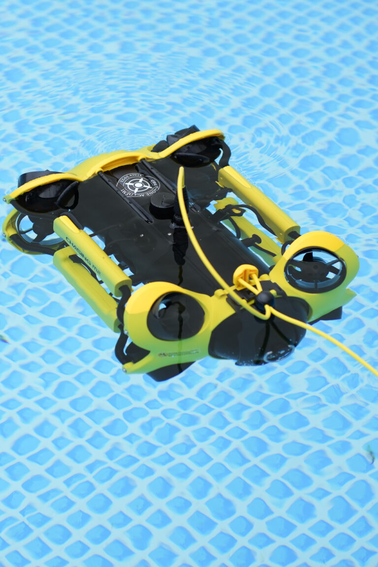 水中ドローンCHASING M2